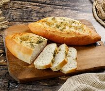 Багет чесночный