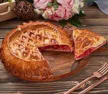 Пирог с клубникой