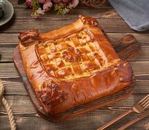 Пирог с картофелем и сыром сулугуни