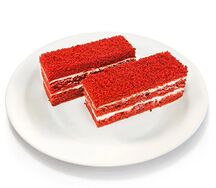 Красный бархат пирожное
