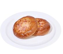 Ватрушка с ветчиной и сыром
