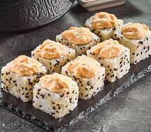 Запеченный Филадельфия микс в кунжуте