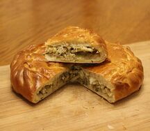 Пирог с капустой и яйцом
