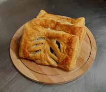 Слойка с сыром и грибами