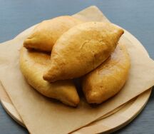 Пирожок с капустой