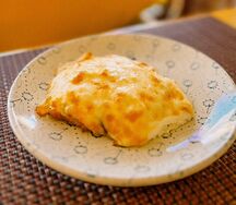 Филе цыпленка под сырной шапочкой