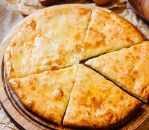 Хачапури по-имеретински большой