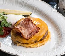 Открытый бургер на дранике 