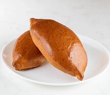 Пирожок с яблоком