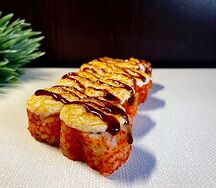 Запеченная Калифорния с лососем в икре