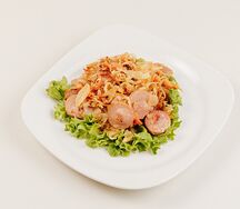 Капуста, жаренная с сосисками 