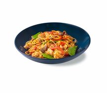 Сомен с морепродуктами в остром соусе