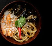 Wok с морепродуктами