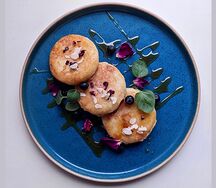Сырники с карамелью