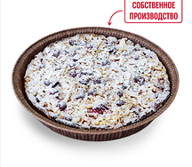 Пирог с творожным кремом и брусникой