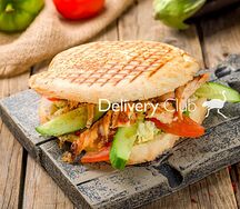 Шаурма в лепешке