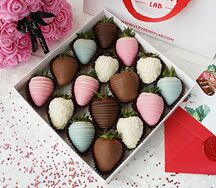 Клубника 5 видов шоколада M