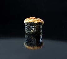 Суши запечённые с кальмаром