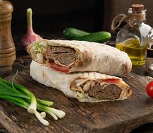 Люля-кебаб из говядины в лаваше