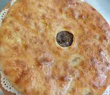 Пирог с мясом и перцем