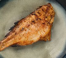 Окунь морской на углях