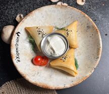 Треугольники с картошкой и грибами