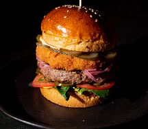 Beef Burger с сырным хэшбрауном