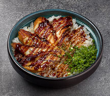 Рис с угрем