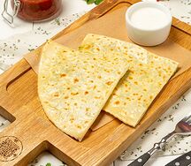 Кутаб со шпинатом и сыром