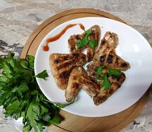 Куриные крылья на мангале
