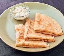 Блинчики со сметаной