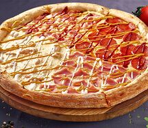 Пицца Четыре Мяса большая