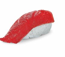 Суши с тунцом