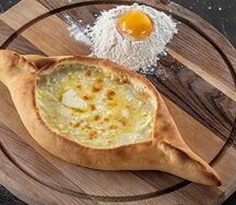 Хачапури по-аджарски