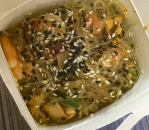 Вок с морепродуктами