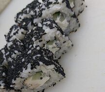 Ролл Филадельфия с угрем