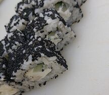 Ролл Филадельфия с угрем