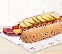 Датский хот-дог с сосиской чикен гриль