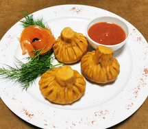 Жареные хинкали с говядиной и свининой