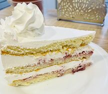 Торт Клубника со сливками