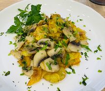 Картошка жареная с грибами
