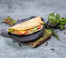 Тортилья сырная с говядиной