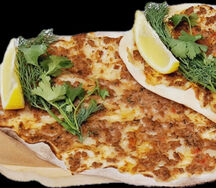 Лахмаджун с фаршем