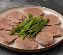 Говяжий язык отварной