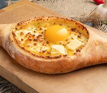 Хачапури по-аджарски