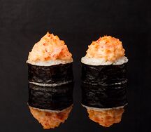 Запеченный ролл с крабом