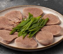 Говяжий язык отварной