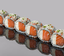 Ролл из лосося с сыром Филадельфия и луком сибулет