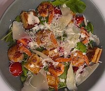 Салат Цезарь с креветкой