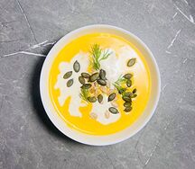 Тыквенный крем-суп со страчетеллой